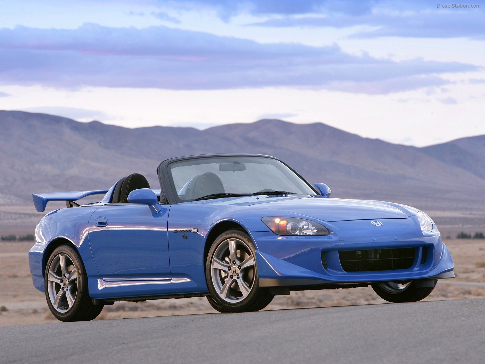 Coming to a Track Near You: Club Racer-Inspired 2008 Honda S2000 CR Coming to a Track Near You: Club Racer-Inspired 2008 Honda S2000 CR
